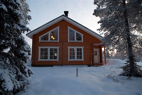Bestcoast´s Kennel. . Houses for sale in swedish lapland